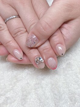 ネイルズ イルク(Nails Irk)/キラキラvカット