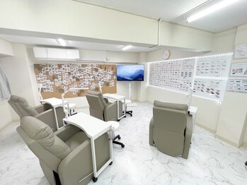 はあとねいる 新宿三丁目店/全席リクライニングチェア