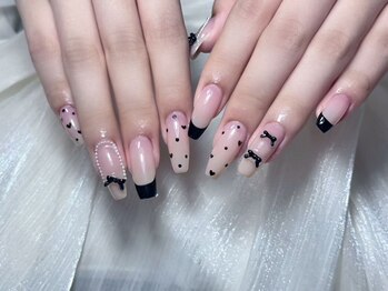 ユー(U)の写真/【フォルムにこだわる実力派サロン】チップ長さだし導入店★手描きアート・持ち込みデザインも対応◎