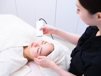 ザ フェース 難波店(THE FAITH)の写真/特許取得《生コラ導入+最新技術MC2Xで銅ペプチド導入¥5500》施術後はハリツヤがUPしメイクのり抜群に！