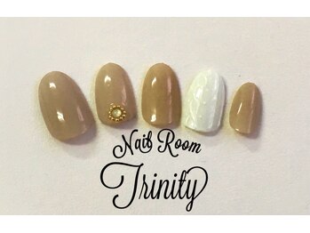 ネイルルーム トリニティ(Nail Room Trinity)/150種類以上選べるアート付