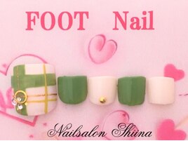 フットネイル9000円
