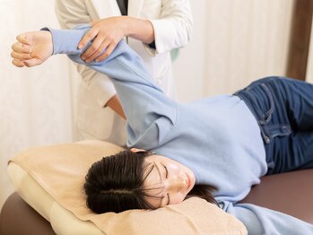 ヒカリノキュウジツ(Hikarino休日)/肩甲骨ストレッチ　剥がして