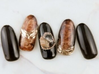 ビンネイル(Bin nail)/