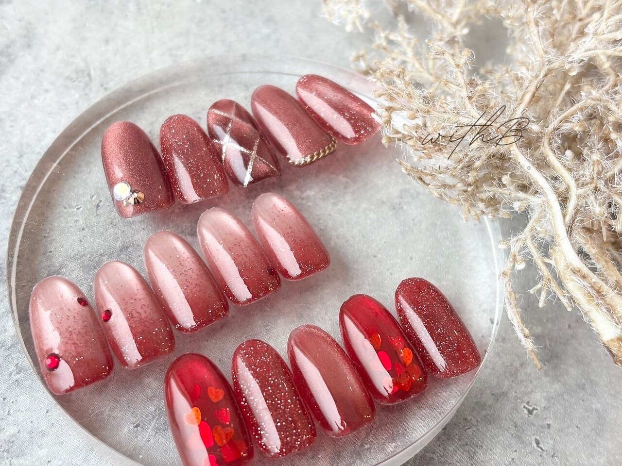2025年-2026年冬トレンド】フラッシュのネイルデザイン集｜人気順