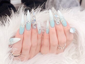 プティネイル(Puti Nail)の写真/折れた爪も深爪も怖くない！長さ出しが得意なサロンで理想の美爪へ☆