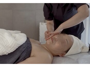 マシャンブル(ma chambre)の写真/口腔エステ×フェイシャル◇お口の内外からアプローチして速攻たるみケア＆小顔