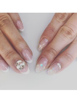 モンチーズ ネイル(Monchies Nail)/スタッフ二人で☆