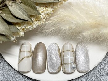 ネイルルームシャイン/