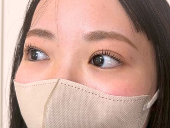 Mアイラッシュの写真/《印象UP!"まつげパーマ+美眉スタイリング"が大人気♪》経験豊富なアイリストが自信の持てる目元をご提案