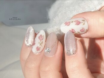 サロンドルクリア(Salon de LUCULIA)の写真/特別な日の装いにも♪トレンドを取り入れたデザイン力で指先から華やかに。フットネイルや持ち込み対応◎