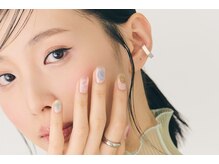 ノラ ミナミアオヤマ(NORA MINAMIAOYAMA)の雰囲気（人気のマグネット×抜け感カラーでトレンドを指先に♪）