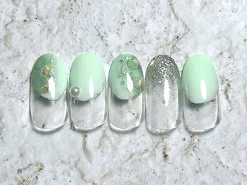 アヤ(AYA)/グリーンパステル&ラメネイル