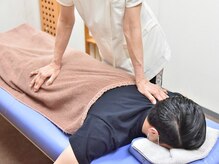 施術風景3（熟練の技術者が施術）