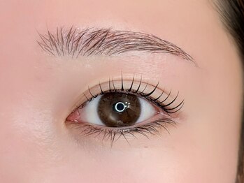 ビビネイル(vivi.NAIL)の写真/根元からしっかり立ち上げて”とにかくモチが良い”と高評価の《まつ毛パーマ》理想の目元をキープ*