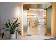 サロン イーエフ 名駅セントラル店(salon EF)/サロン入の外観