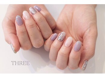 スリー 自由が丘(THREE)/涼しげブルーフラワー