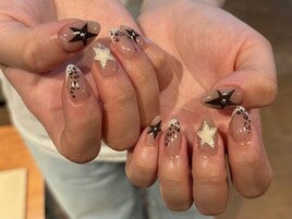 【miu】個性派ネイル