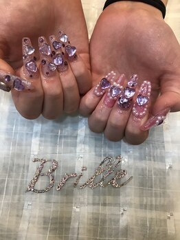 エスフィーネイルサロン ブリーユ(Esfy nailsalon Brille)/ハートキラキラネイル