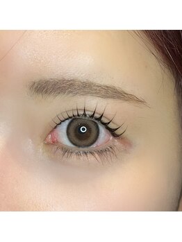 エイティスト(8ist)/パリジェンヌ[新宿/新宿駅]