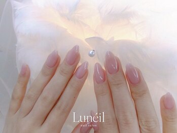 ルネイル(Luneil)/