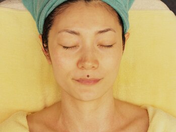 グッドウィル/２．施術ベッド