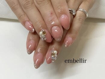アンベリール(embellir)の写真/《オフ無料》シンプルだけど上品で華やかなデザインが豊富!視線を奪う可愛いネイルで女子力UP*モチの良さも