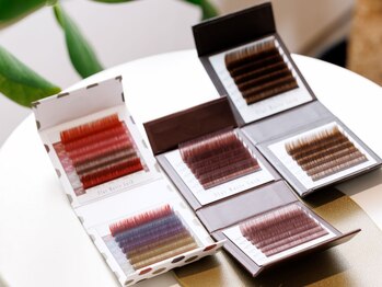 ナンバーニイチニハチ(No.2128)の写真/《丁寧な施術と仕上がりが大人気◎》1人1人の目元に合わせたデザインを提案。理想のお目元を作ります☆