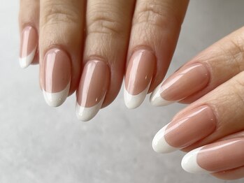 リノン(Rinon)の写真/【リピーター続出!】自爪の悩みから施術中の悩みまで解消☆知識と技術でワンランク上の美フォルムに◎