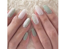 ミントグリーンでかわいらしく♪