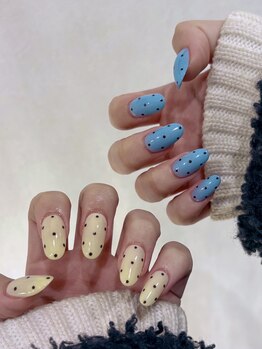 ドット/春ネイル