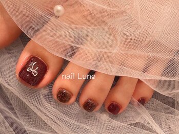 クロエ(Chloe)/親指リボンフットnail