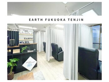 アース 福岡天神店(EARTH)