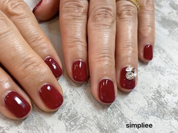 シンプリー 西荻窪店(Simpliee)の写真/旬のワンホンネイル/韓国パーツをご提案♪【Simpleデザイン90分ワンカラー+アートでワンランク上の手元に】