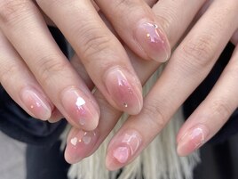 チークネイル ¥8000～