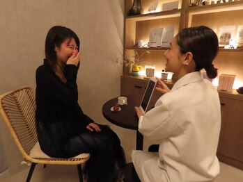 アイン 銀座(Ain)/カウンセリング風景