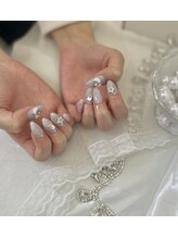 ベルレ(Bellere)/ドット×星ネイル　¥10700