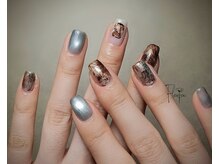 フローフェン(Floofen)/インクニュアンス