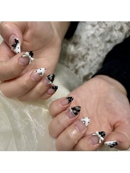 トランスモード ネイル/フレンチ×ドット¥9900