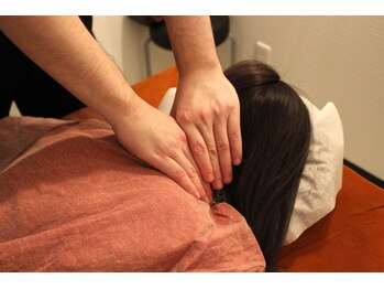 パンダアイラッシュ 上野(panda eyelash)/首肩や肩甲骨、後頭部の疲れに◎