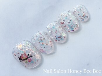 ハニービービー(Honey Bee Bee)/キラキララメフットネイル