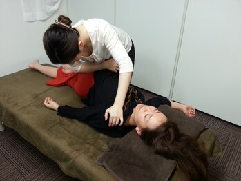 ラクタイセイタイイン 梅田茶屋町店(楽体整体院)//小顔/小顔矯正/フェイシャル