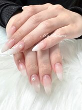 エムズベルラ(M's Belura)/長さ出し乳白色グラデーション