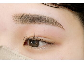 アプリラッシュ シエロ(Apri Lush Cielo)/アイブロウスタイリング