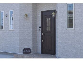 アイラッシュサロン ウインクル(Eyelash Salon Winkle)/こちらが入口です