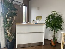 ベベ(BeBe)/1Ｆ受付カウンター