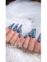深海のイメージのネイルです♪