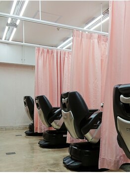 理容 シキシマ/【店内の様子】