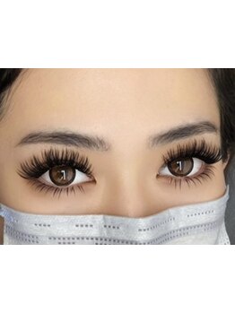 ボリュームのある目元にしたい