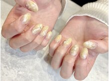 ローズデール アベイユ(ROSEDALE Abeille)/イエローニュアンスフラワー